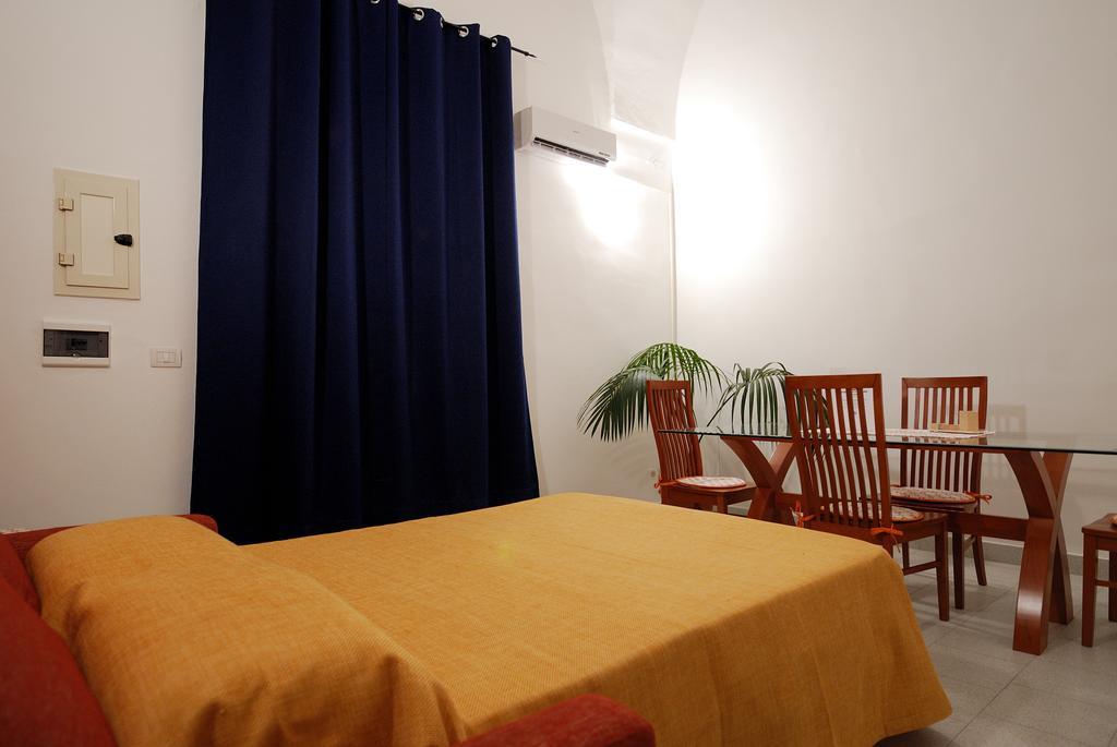 Appartamento B&B Ariosto Lecce Room photo