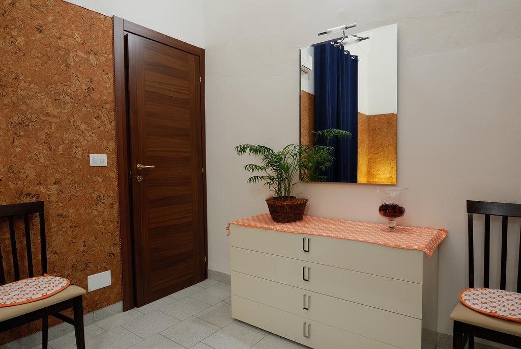 Appartamento B&B Ariosto Lecce Exterior photo